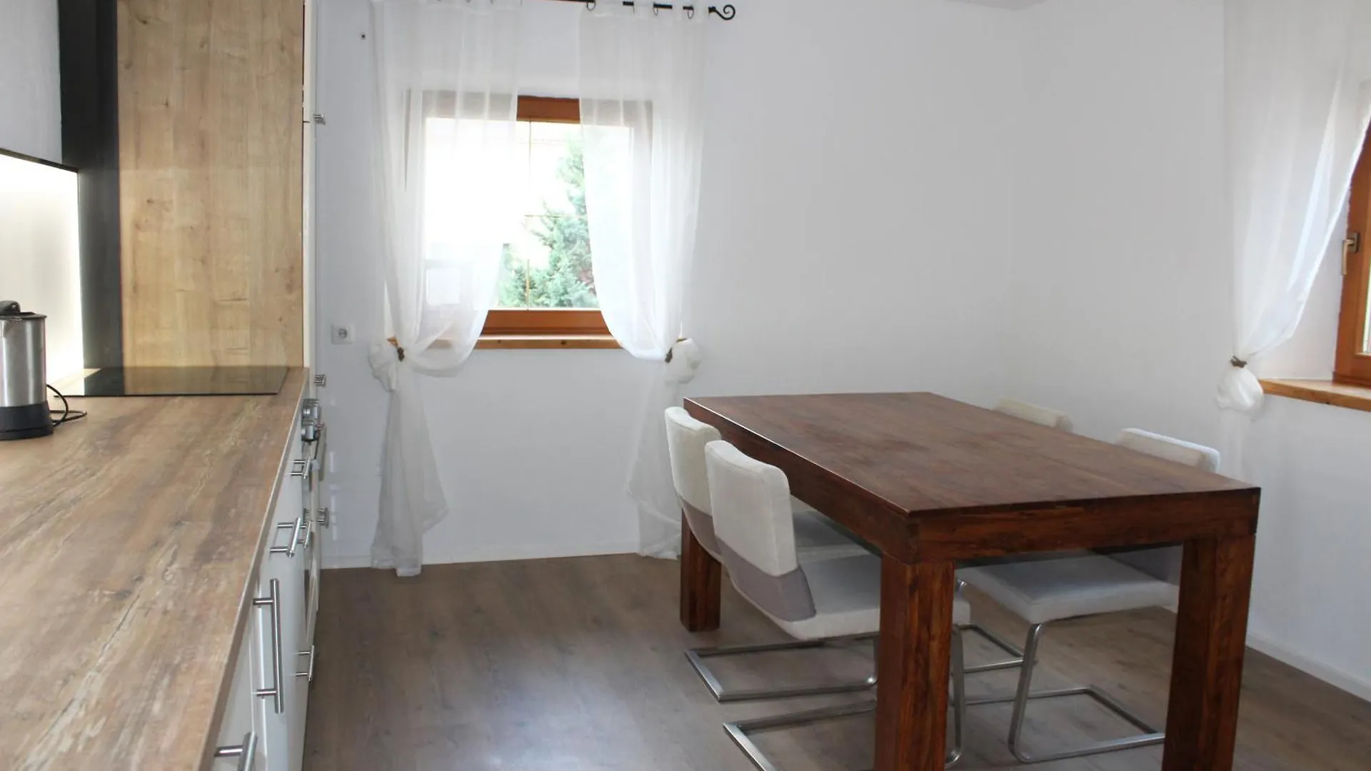 Ferienhaus Mit Garten Fuer Bis Zu 6 Personen Rosenheim 0*,  Germany